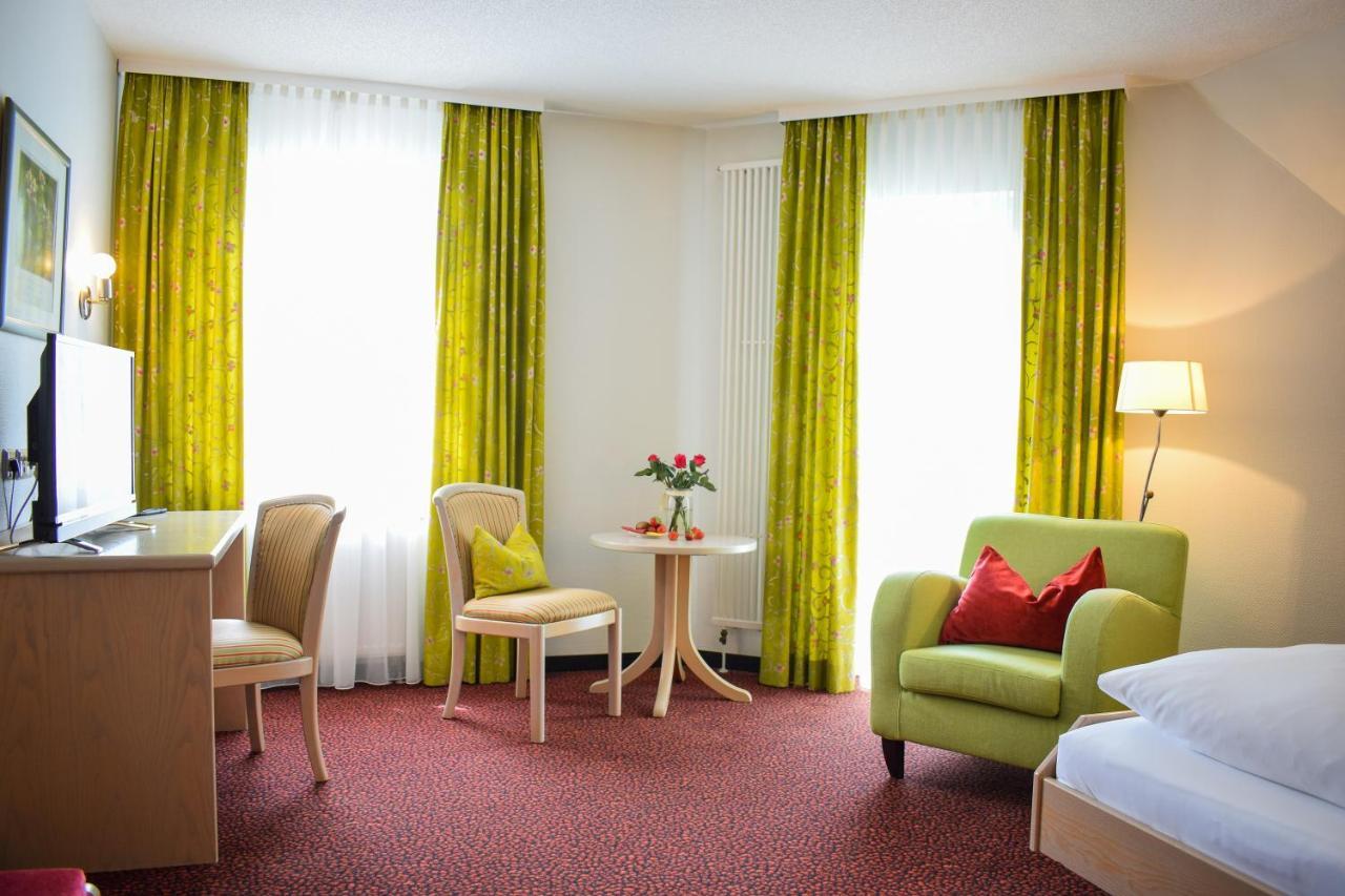 Castell Hotel & Restaurant Leinsweiler Luaran gambar