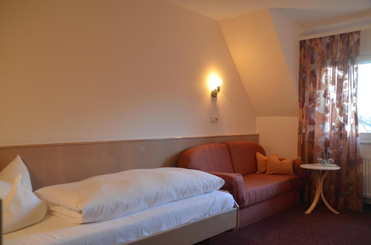 Castell Hotel & Restaurant Leinsweiler Luaran gambar