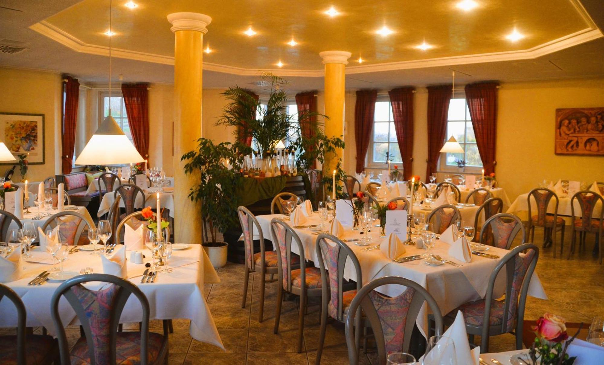 Castell Hotel & Restaurant Leinsweiler Luaran gambar