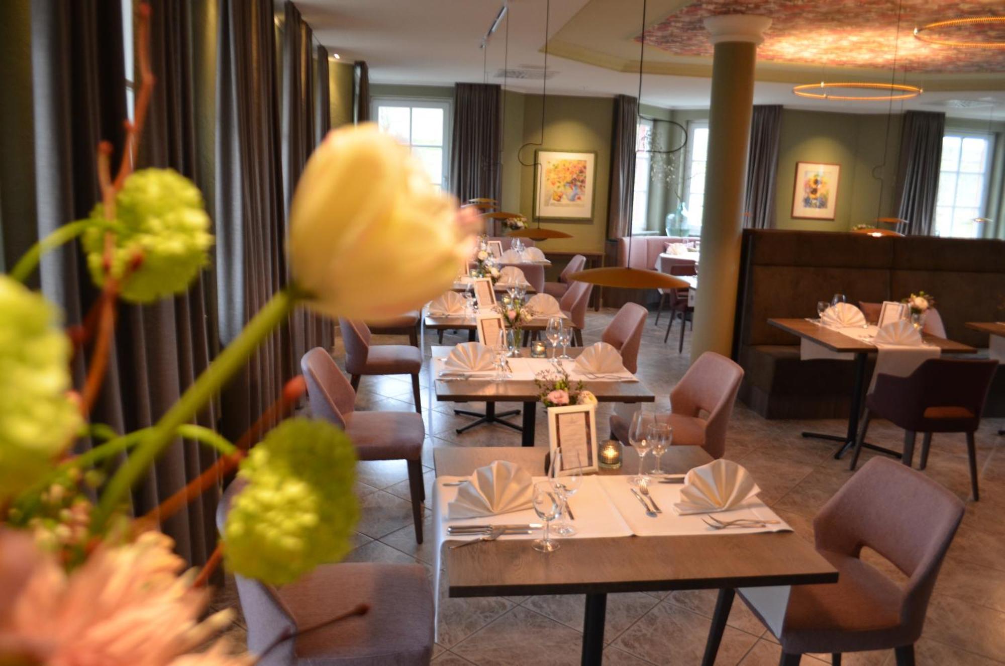 Castell Hotel & Restaurant Leinsweiler Luaran gambar